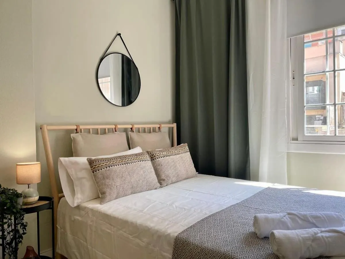 Poble Sec - Modern & Comfy 3 Bedrooms Barcelona Spain