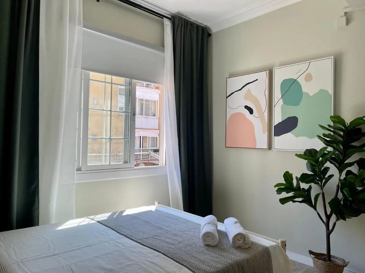 Apartment Poble Sec - Modern & Comfy 3 Bedrooms Barcelona